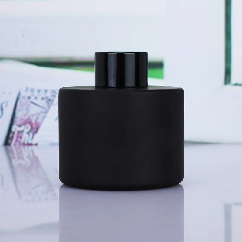 

2PCS 100ml Nordic Style Colored Aromatherapy Oil Bottle DlY Rattan Sticks Reed Diffuser Empty Bottle for Home Decoration