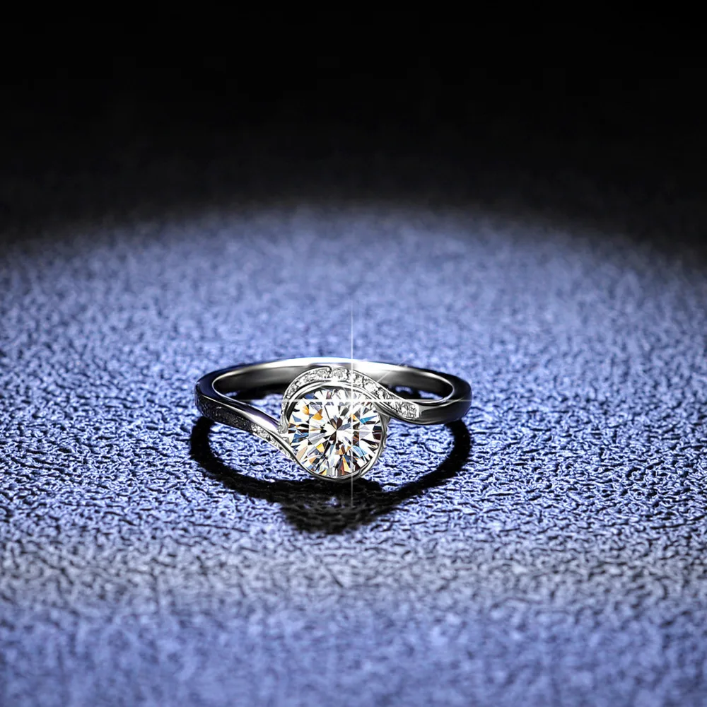 

BR 6.5mm Pure Silver Ring with Round Brilliant Cut Moissanite, Simple Design, D VVS1 Moissanite Jewelry