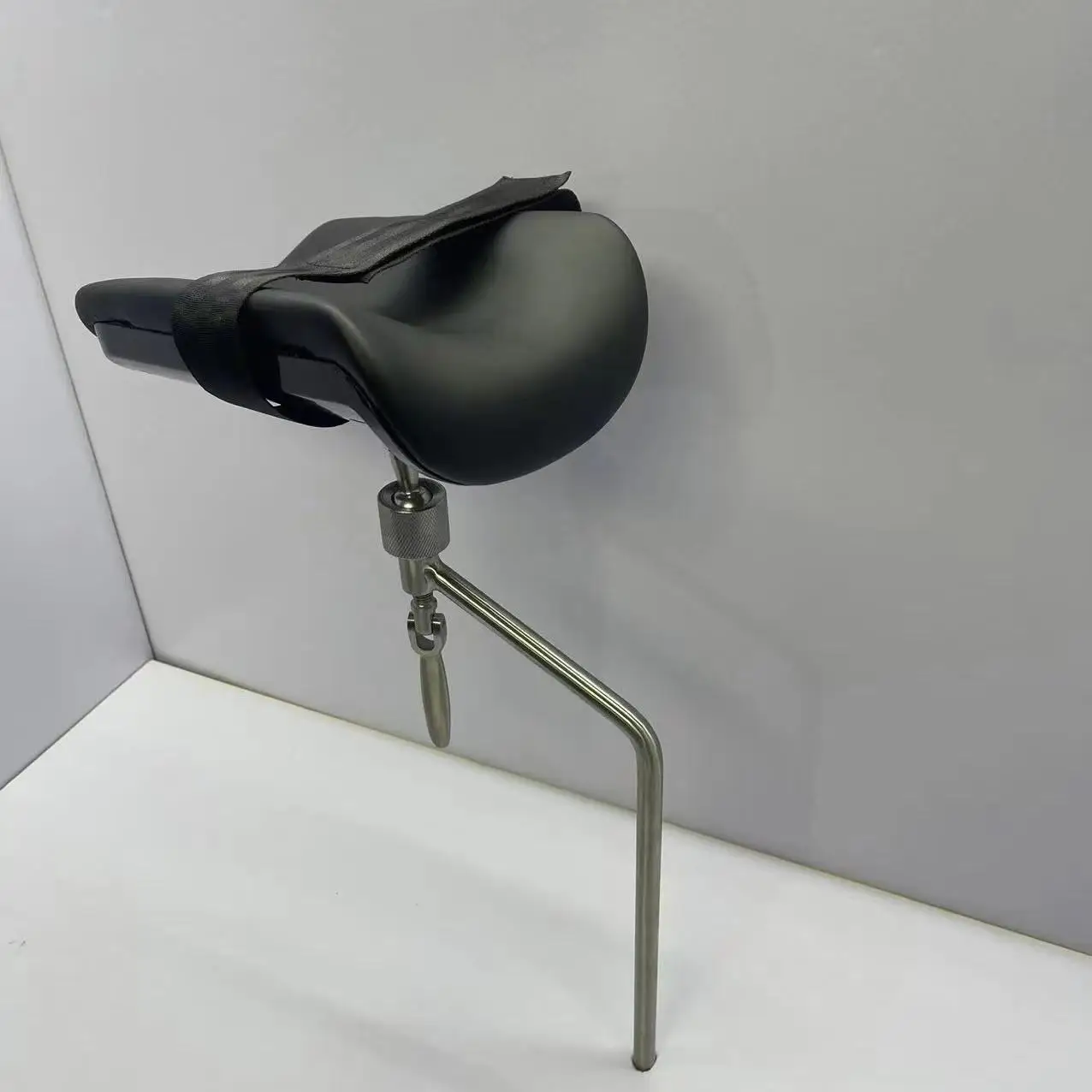 Hospital Operating Table Bed Accessories Leg Support Medical Leg Holder with Seamless Foam Pad