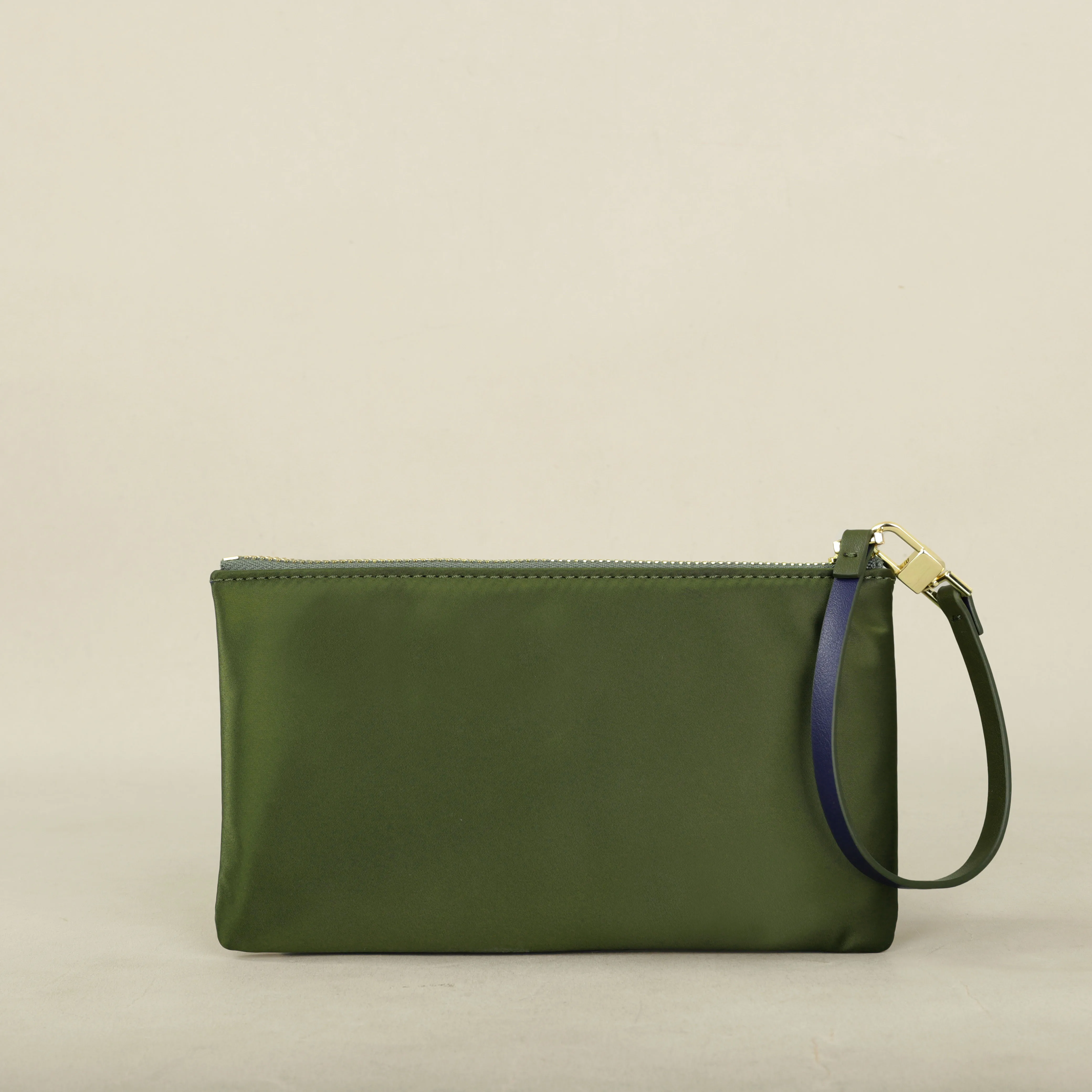 Bolso de Mano Ligero PG, Plega - Interior Design Minimalist reseña y precio