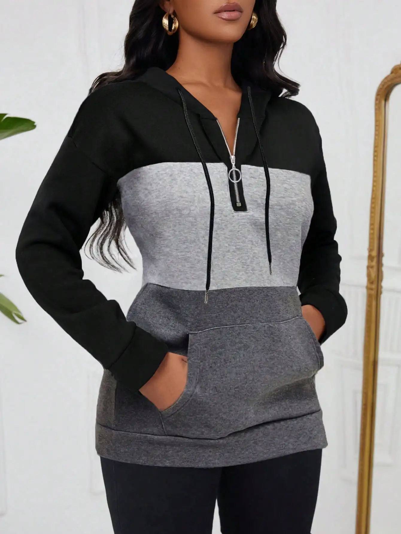 

Color-Blocked Zip-Up Hoodie with Drawstring Waist, Loose Fit Sweatshirt for Winter Casual Wear