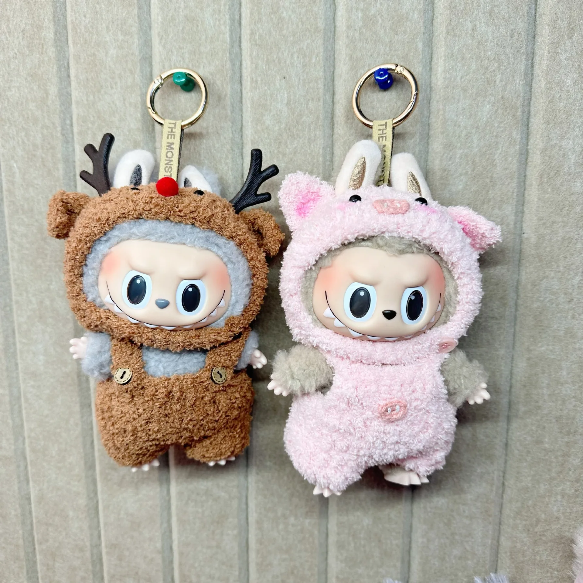 

Beinaier Handmade 15cm Labubu clothes small elk set, pink pig set cute gift