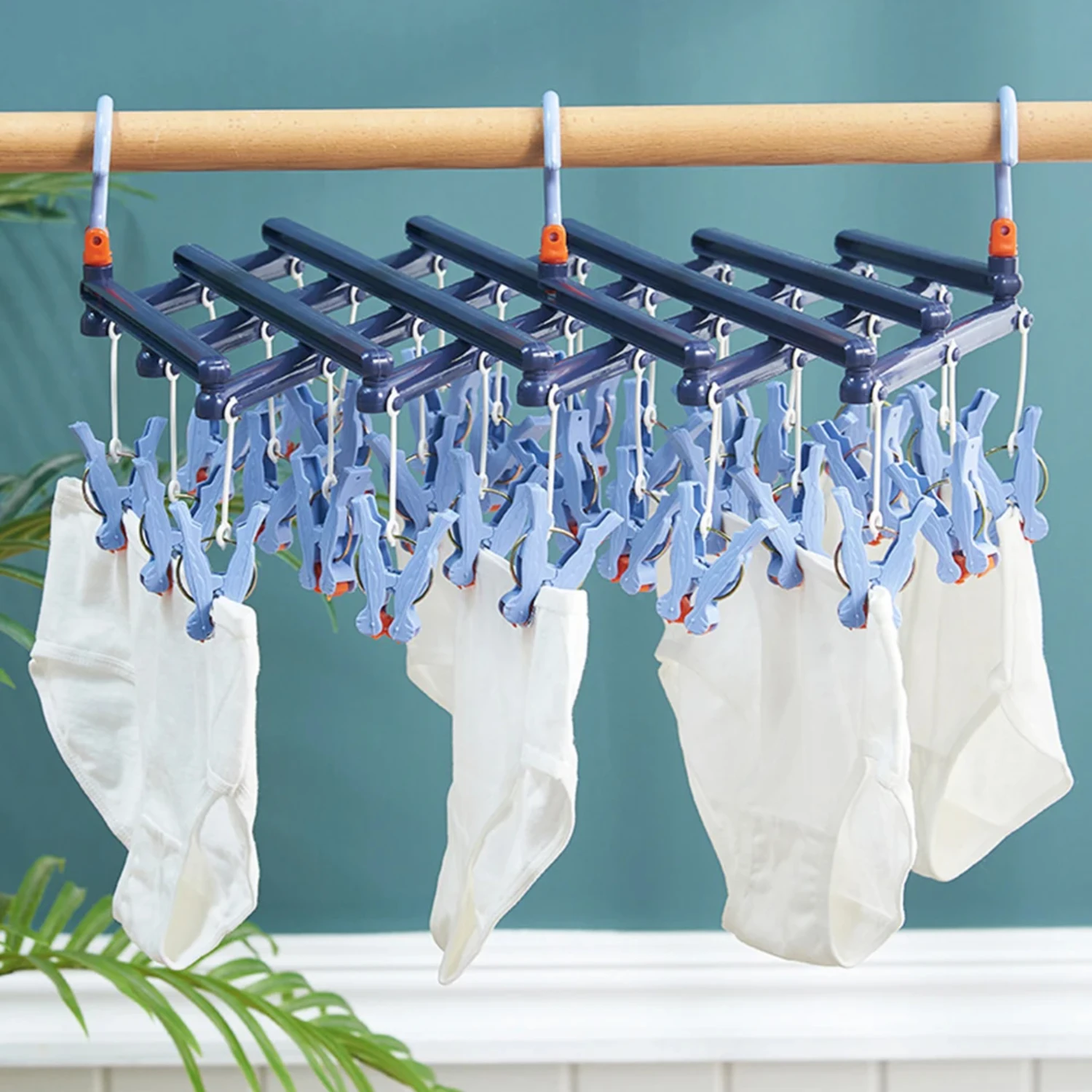 

29 Clips High Quality Laundry Hanger Foldable Windproof PP Adjustable Clothes Drying Hanger Space Saving Tools for Home