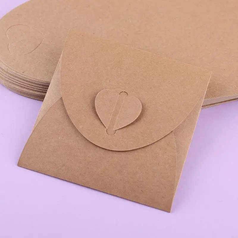 Y5LB Retro Kraft Paper Envelopes with Heart Button 13x13cm Discs Sleeves for Case Cover for Party Homes School Office Use 50