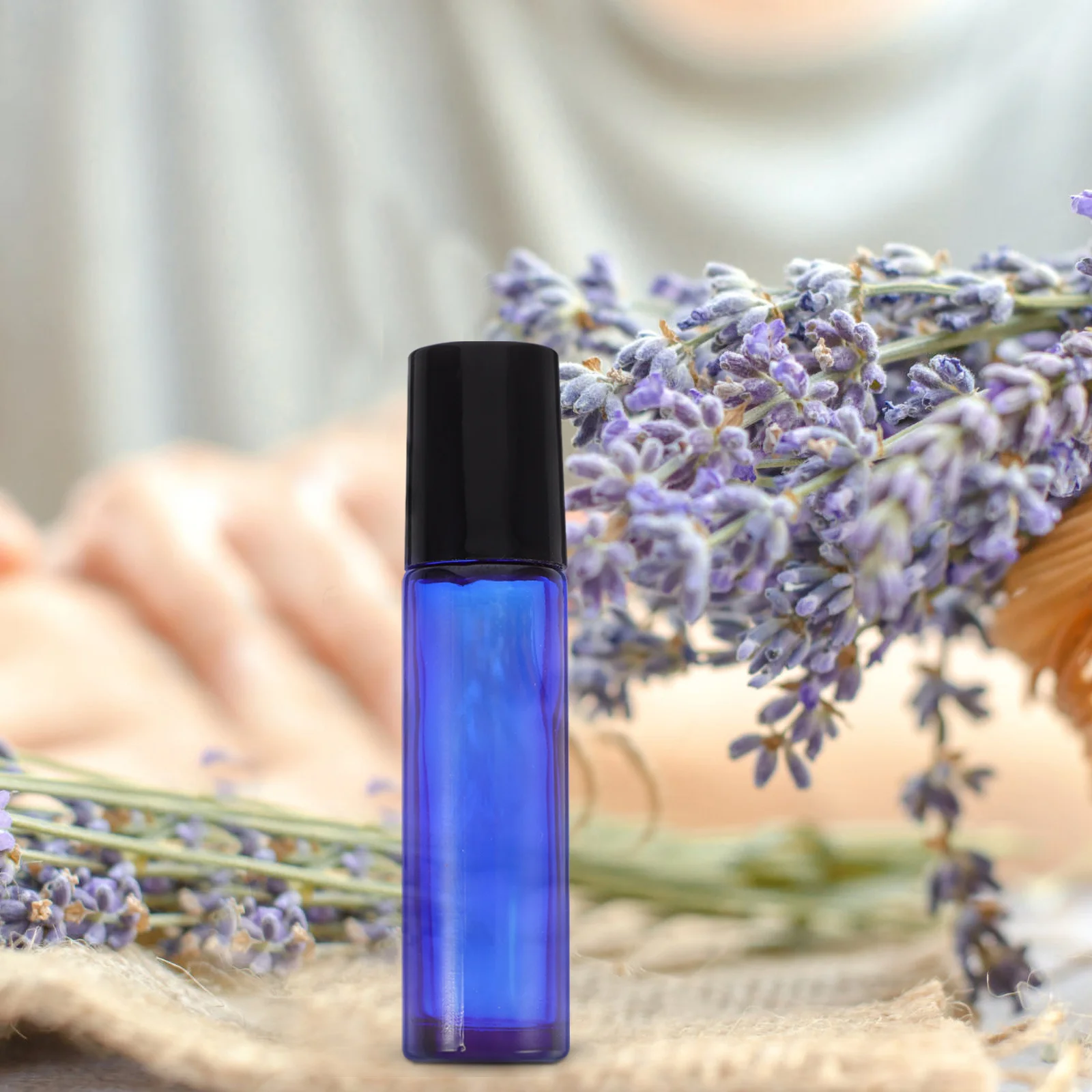 

10Pcs Durable Glass Roller Bottles Portable Essential Oil Containers Leakproof Roll-on Bottles Compact Small Perfume Containers