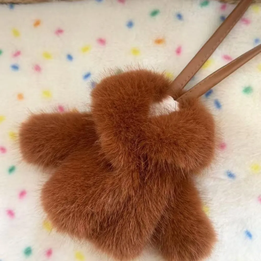 أنيقة فو الأرنب الفراء حقيبة سحر الملابس شكل لينة شنقا زخرفة الأزياء قلادة مفتاح السيارة الديكور