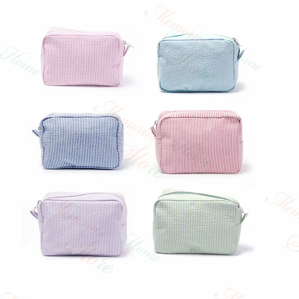 Monogrammed Embroidery Name Cosmetic Bag Personalized Women\'s Seersucker Makeup Case Bridesmaid Wedding Gift Travel Toiletry Bag