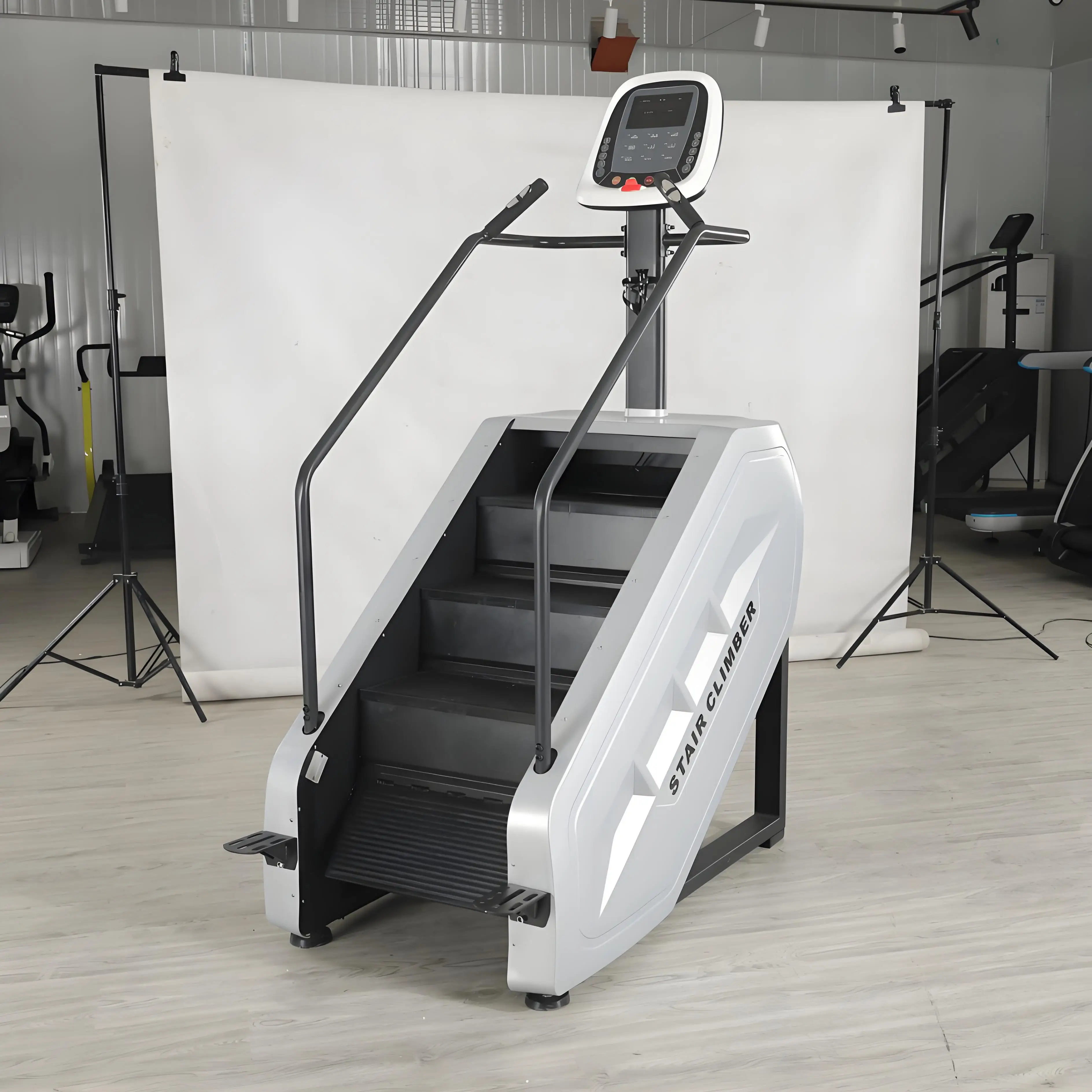 Cheongar Commercial Gym Stair Climber Aerobic Step Machine Electric Steel Eco-Friendly Fitness Equipment