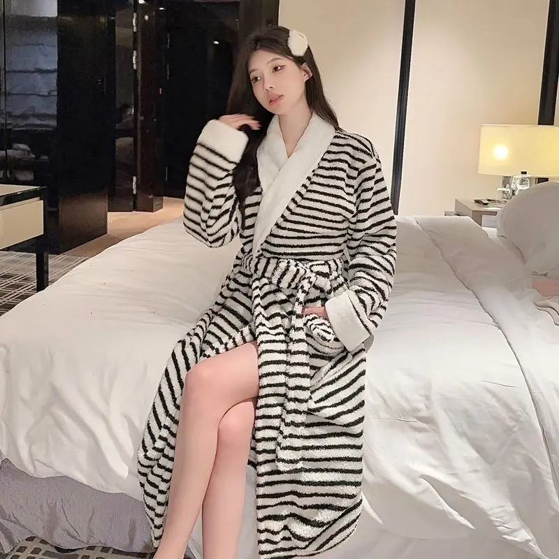 

2025 Winter Long Sleeve Thick Warm Flannel Kimono Robes for Women Casual Striped Coral Fleece Bathrobe Sleepwear Nightdress