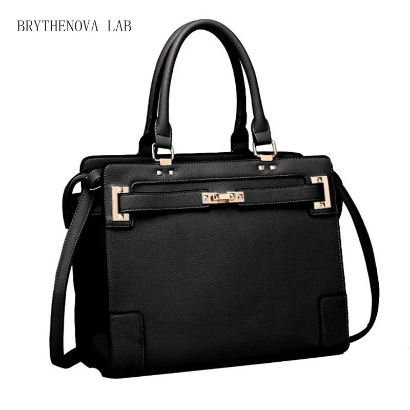 Luxury Designer Pet Carrier Fashionable Dog Carry Bag for Small Cat Pets Chihuahua French Bulldog Pomeranian - Stylish Pet Acces