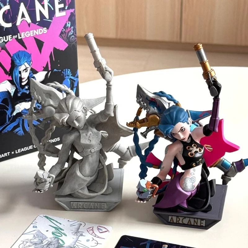 حار بيع حقيقية Popmart مزدوجة مدينة معركة الأولى مستديرة مفاجأة صندوق أعمى العصرية اللعب عالية الجودة الحلي جمع هدية #3