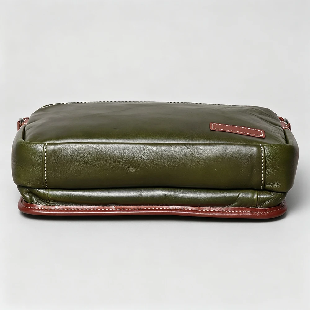 LUOKIR Unisex-Umhängetasche aus Leder, Umhängetasche aus Rindsleder mit Oberschicht, trendige Paarung mit Pendler-Briefträgertasche – Detail 9