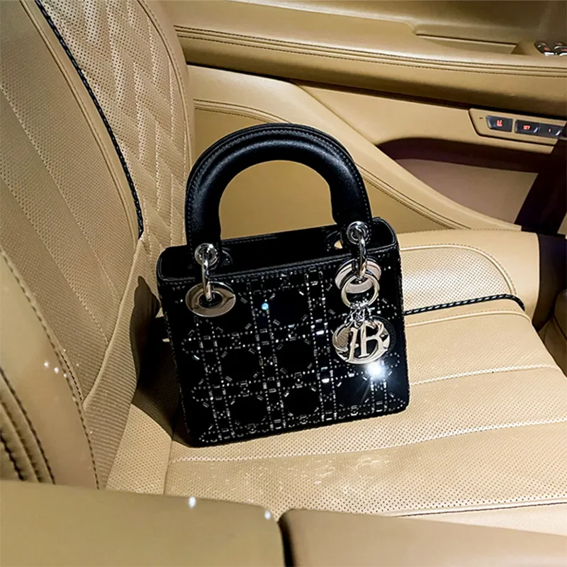 Fashionable Water Diamond Lady Di Bag Women's Handbag 2026 New Classic Casual High-end Large Capacity Time Handbag Crossbody Bag