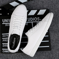 High Quality Fashion Men Lightweight Antiskid Oxford Shoes Classic Lace Up Oxfords Outdoor Casual Leather Flat Designer Shoes