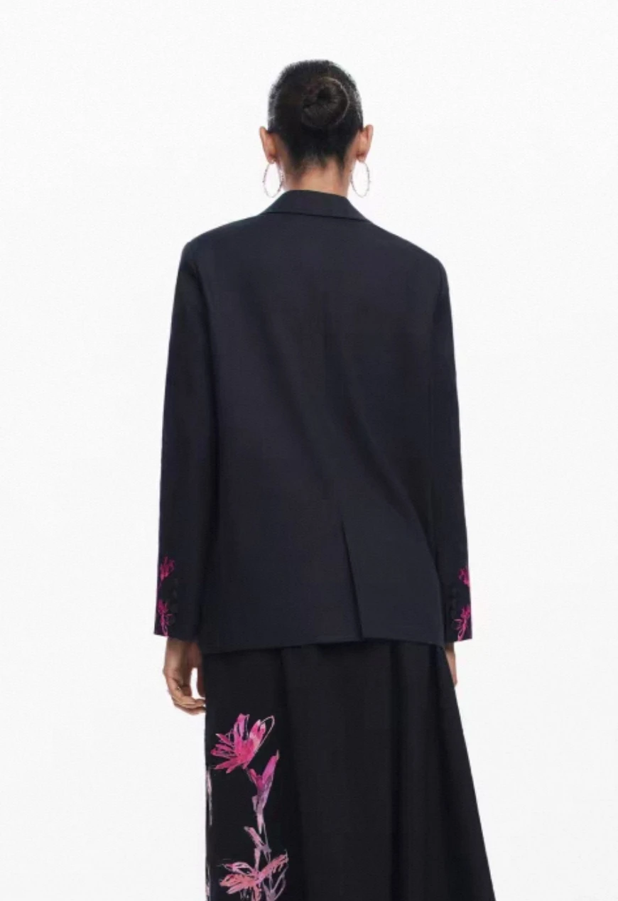 سترة بدلة إسبانية جديدة مطبوعة وعصرية وغير رسمية ومتعددة الاستخدامات للتصدير