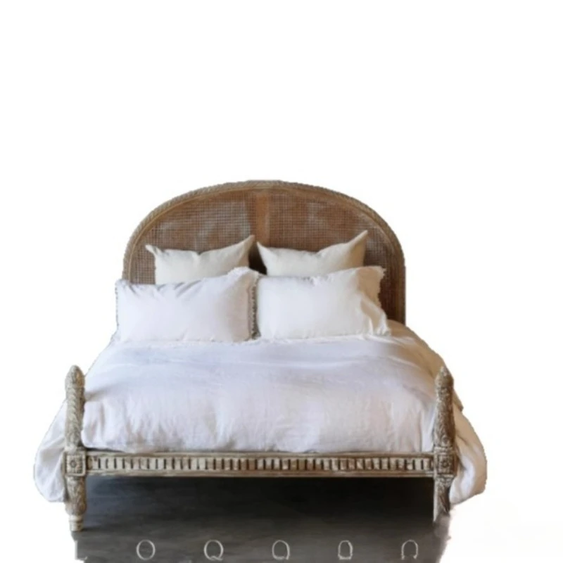 

European solid wood carving flower bed French retro old and breakfast double rattan wedding sandy wind rattan bed
