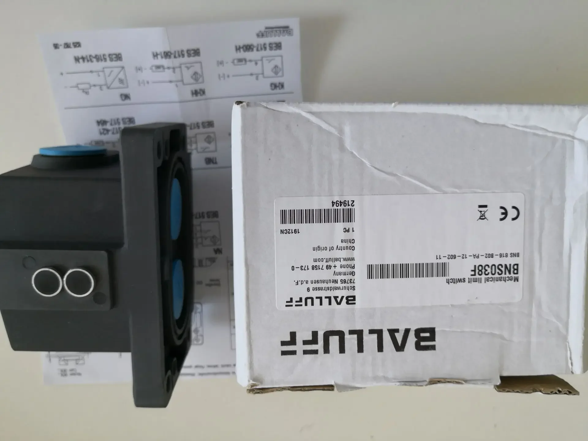 

New Original Balluff BNS 816-B02-PA-12-602-11 Position switch