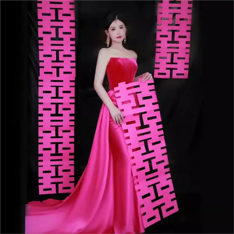 

New Chinese-style morning dress for photography Rose red strapless toasting