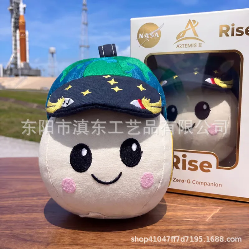

Плюшевая игрушка-талисман Rise Nasa Artemis II в виде луны, компаньон для полетов в космосе, коллекционный предмет для любителей исследования космоса.