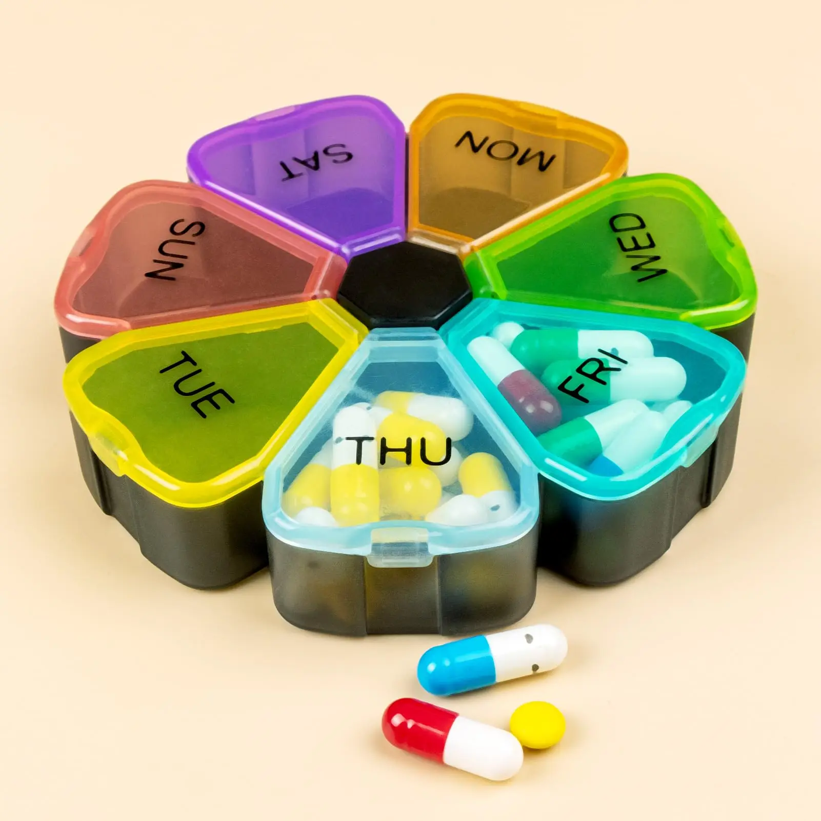 Weekly pill organizer box for 7 days, cute and portable large daily pillbox, easy to open, travel pillbox reminder for medicatio