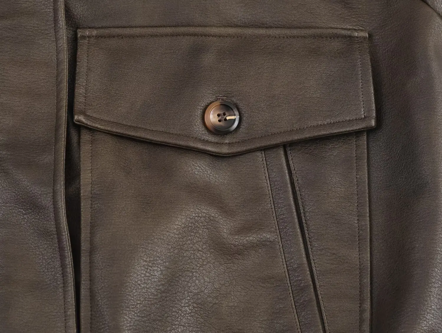 سترة جلدية جديدة للخريف والشتاء ذات تأثير مضاد للجلد السويدي وياقة قابلة للفصل للنساء سترة قصيرة عصرية بسحاب