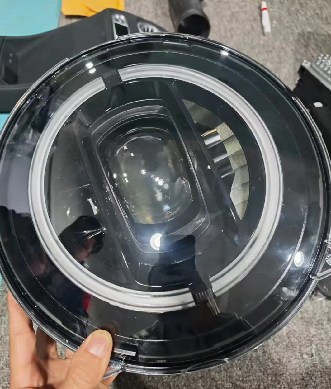 Original replacement lights for 2025  G63 geometric multi-beam of light headlamp automotive lighting system
