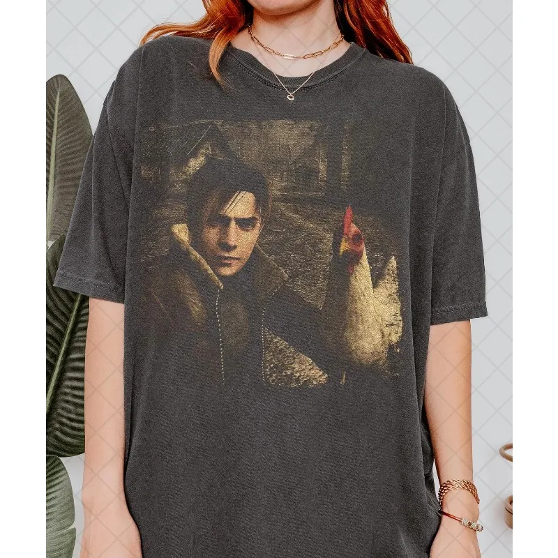 Retro Resident Evil 4 Lyon and Chicken Pattern T-shirt Women's T-shirt Summer New Unisex High Street T-shirt