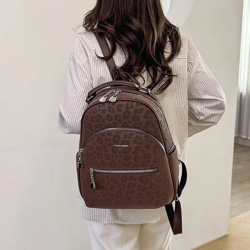 

Retro Lightweight Leopard Print Backpack, Portable & Versatile, Large Capacity Women's Bag for Travel & Commute