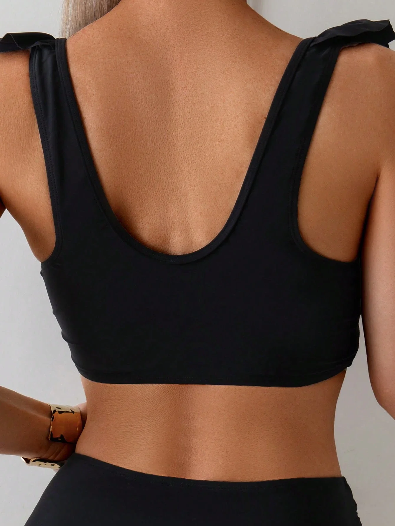 

Женский черный комплект бикини с рюшами и плиссированным топом на бретелях, с высокой талией