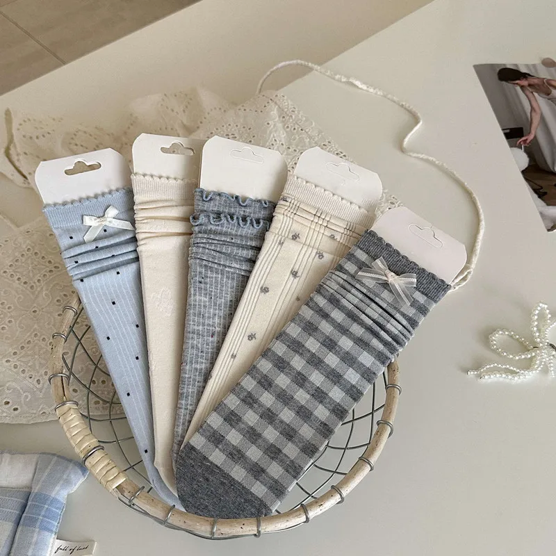 

5 pairs of cute blue-gray checkered socks with bows, breathable and lightweight mid-calf socks
