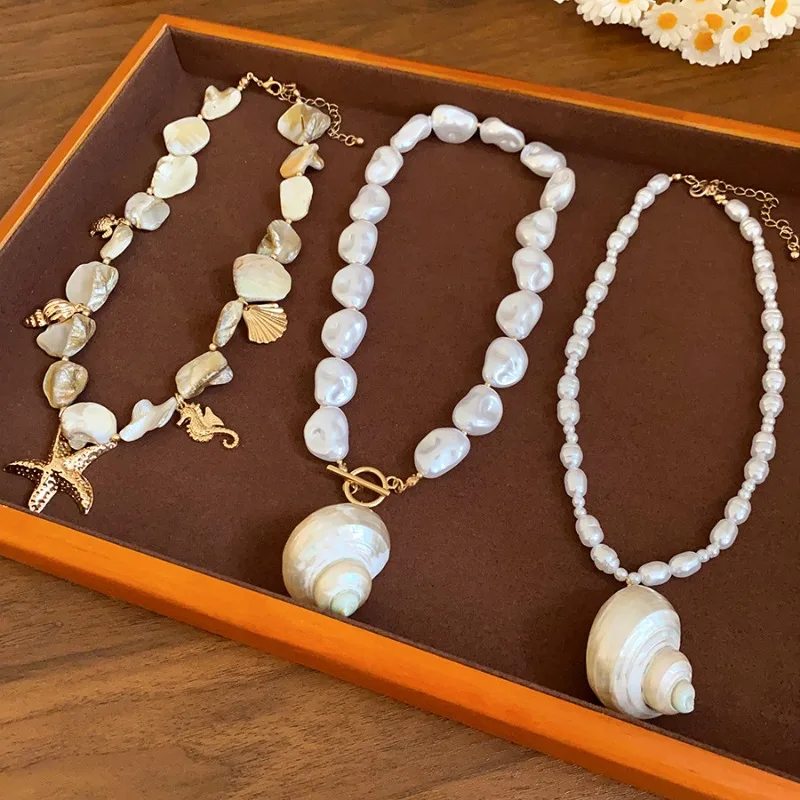 Kidult タツノオトシゴ 他天然石チャーム ネックレス Kidult タツノオトシゴ 他天然石チャーム ネックレス Kidult