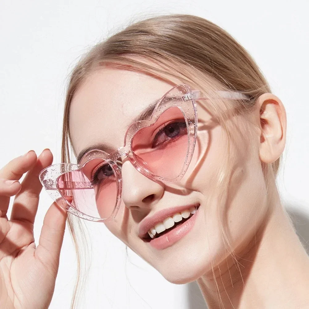 Lunettes de soleil en forme de cœur pour enterrement de vie de jeune fille, décor de douche de patients de mariage, fournitures de poule, cadeau de demoiselle d'honneur