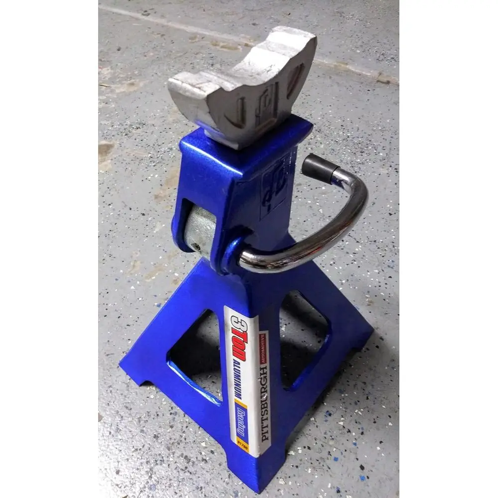 

Aluminum Racing Jack Stands for Lightweight 3-Ton Capacity