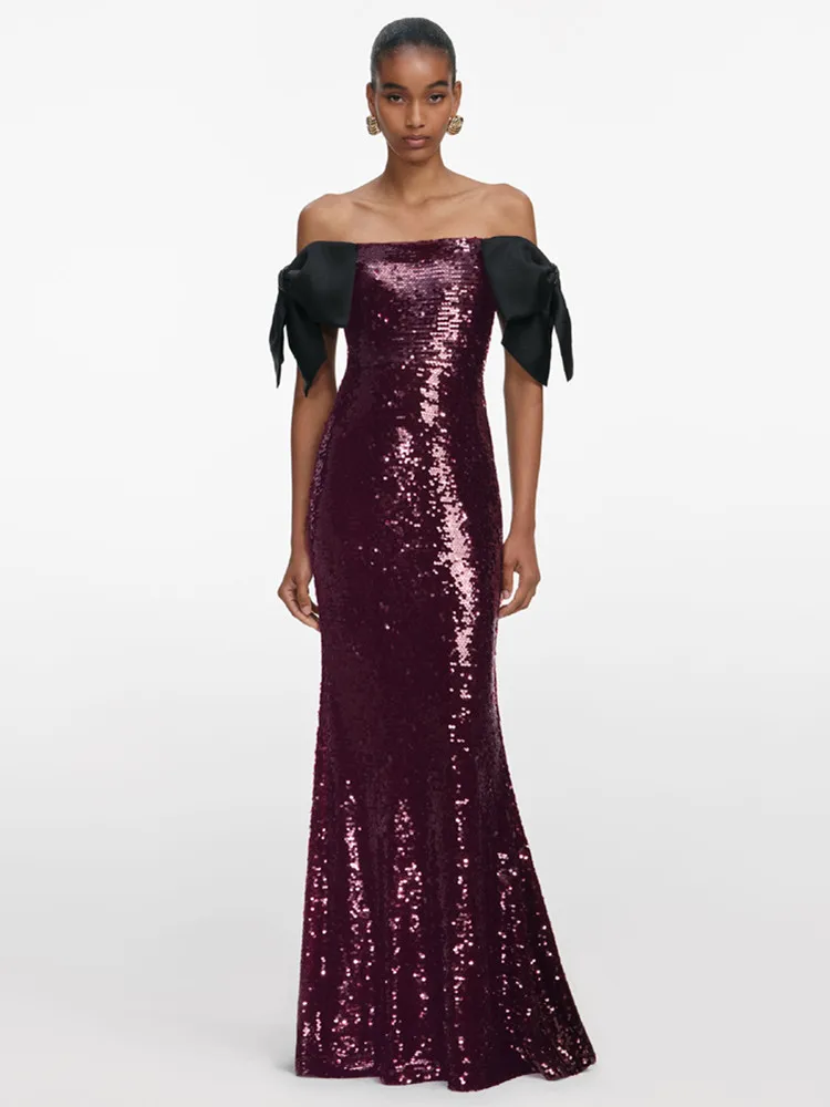 ชุดเดรสยาวสีแดงเบอร์กันดีประดับเลื่อมผูกโบว์เปิดไหล่สไตล์เซ็กซี่สำหรับผู้หญิง  งานเลี้ยงกลางคืน งานปาร์ตี้  หรูหราสง่างาม  ปี 2025