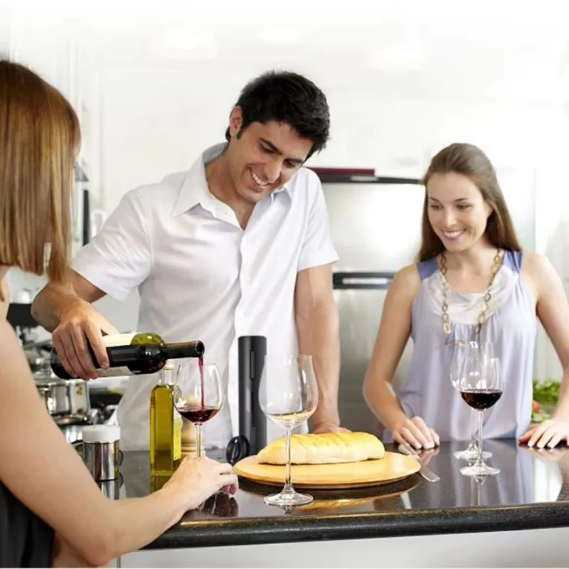 مجموعة فتاحة النبيذ الكهربائية المصنوعة من الفولاذ المقاوم للصدأ AD - المفتاح التلقائي مع صندوق هدايا بقاعدة راقية