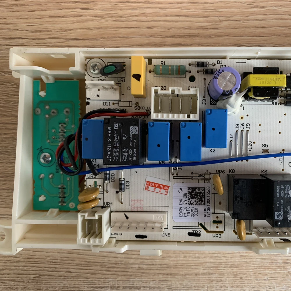 السيطرة على اللوحة الأم الأصلية لغسيل Midea 17138100015568