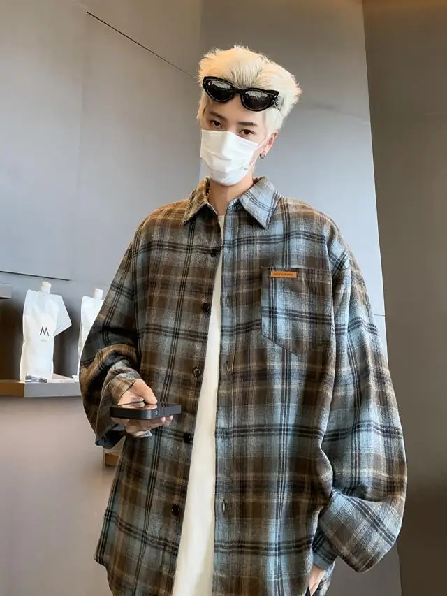 

Винтажная клетчатая удлиненная куртка для мужчин, повседневная, свободного кроя, для осени и весны, в уличном стиле, для пар, молодежная мода