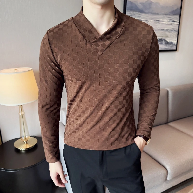 

Autumn Trendy V-Neck Plaid T-shirt for Man Slim Fit Long Sleeved Men Base Layer Fashion Korean Style Bottoming Men's Clothes