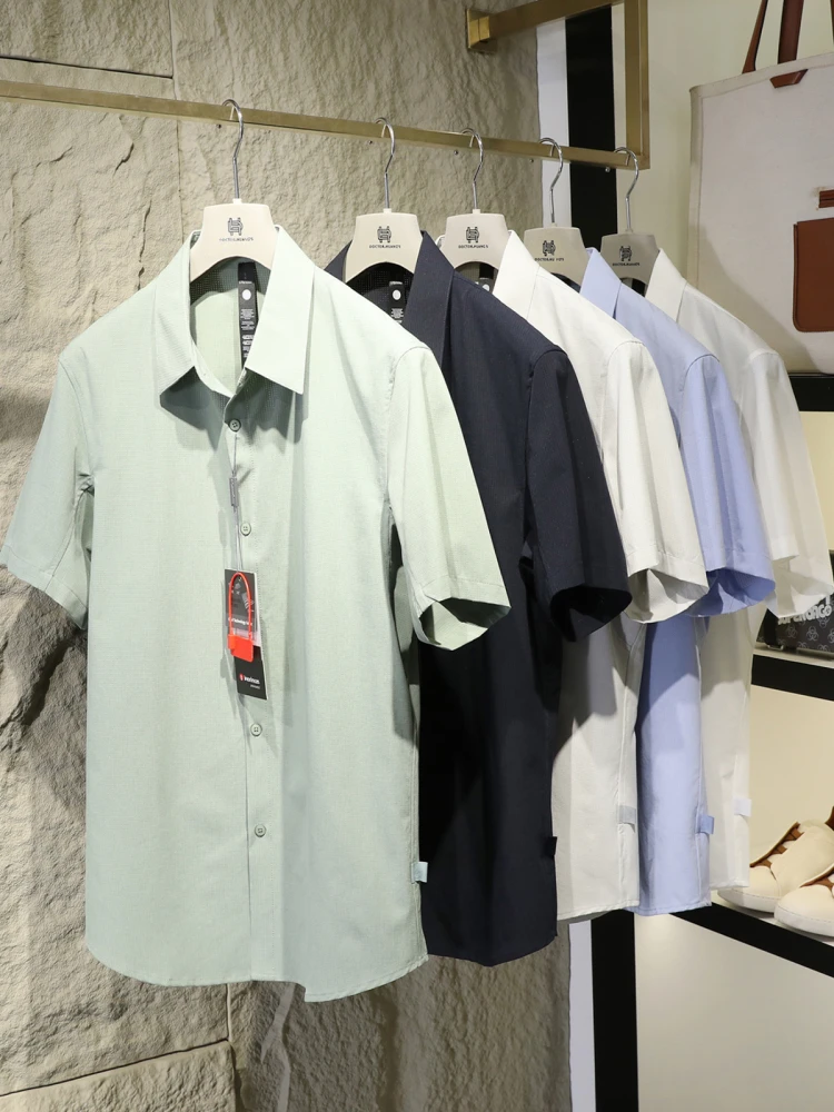 

Outdoor Lightweight Breathable Men's ort Sve irt Summer Traveler High End Me irt Stand Fit Flip Collar Design