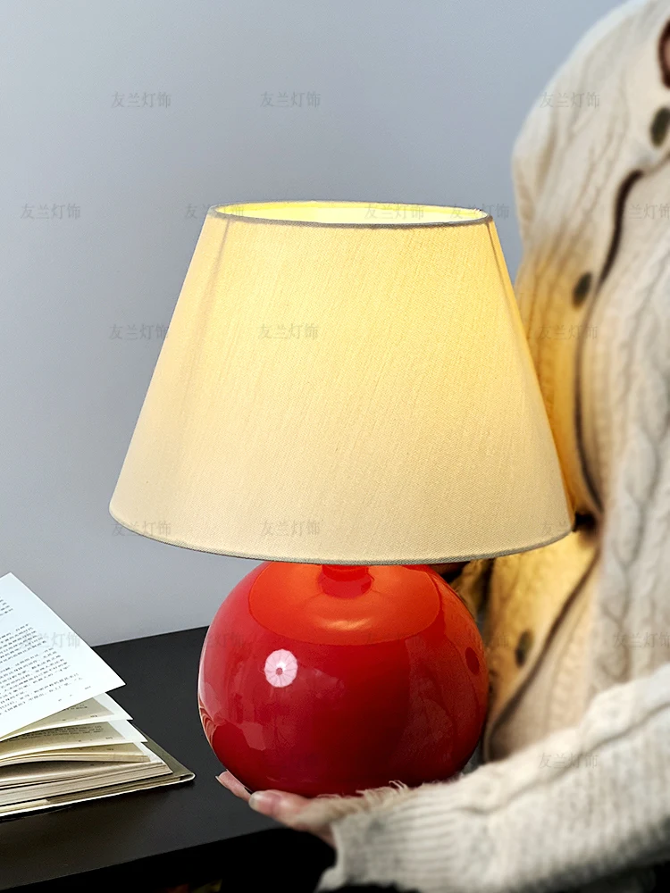 

Cute chestnut ceramic table lamp bedroom bedside simple creative designer French medieval Japanese retro atmosphere lamp
