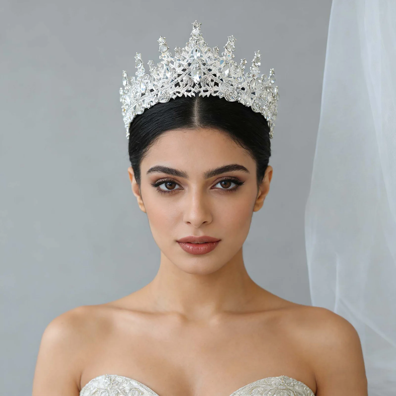 Bridal Headpiece Sparkling Rhinestone Crown for Wedding Ceremony Alloy Crystal Hair Jewelry Elegant Princess Party Accessory view 6