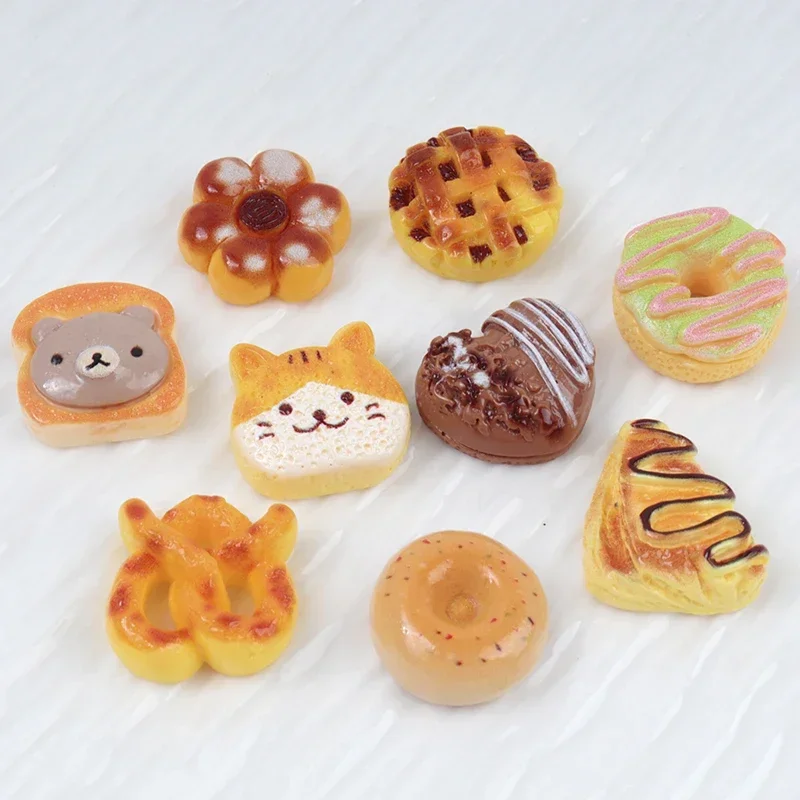 10/100Pcs Resin Patch Simulation Bread Cake Donut DIY Food Play Scrapbook Dollhouse Decorations DIY Decor Keychains Materials