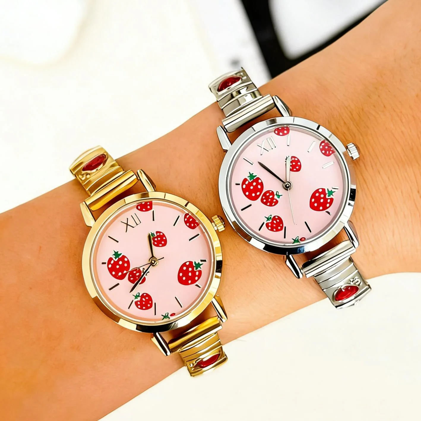 Sweet Pink Fruit Dial Female Watch Cherry Strawberry Pattern Gold Silver Stainless Steel Band Minimalist Analog QuartzWristWatch