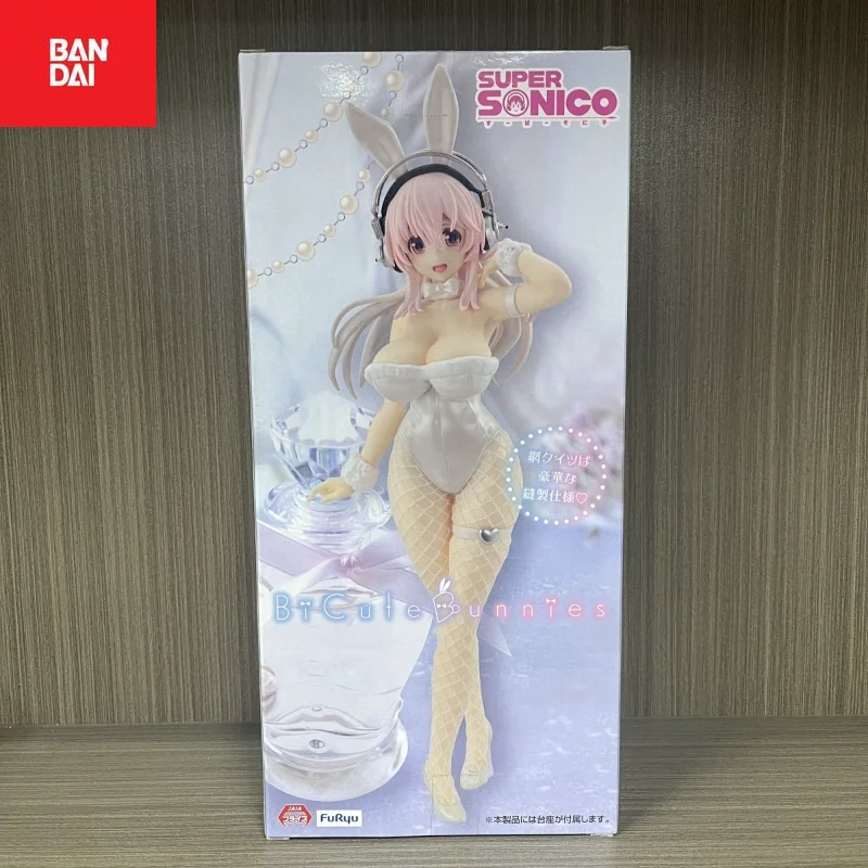 Bandai Japanse versie Echte actiefiguren FURYU Super Sony Sony White Bunny Girl Doll Collection Decoratie Kid Toy Gift