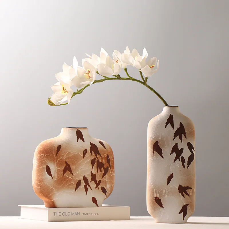 

Ceramic Vase Flat Shape Chinese-style Retro Cans Maple Leaf and Swallow Pattern Flower Vase Ceramic Handicrafts Home Decoration