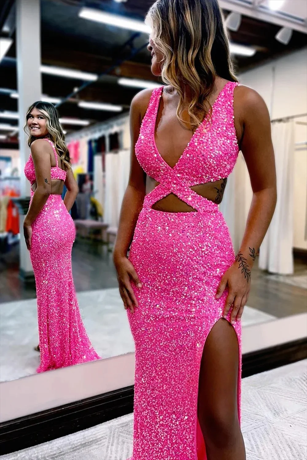 

Hot Pink Sequin Evening Dress 2025 Sexy Cutout Split Gown Luxury Party Prom Dress Elegant Formal Sleeveless Gown Customized