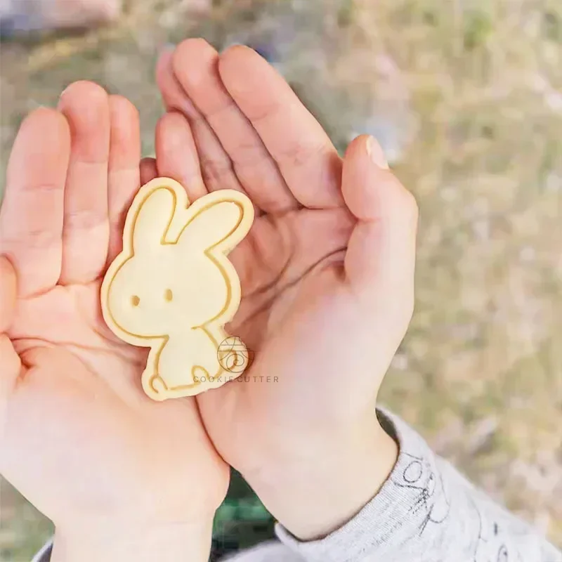 Cute Cartoon Bunny Cookie Cutters 3D Rabbit Flowers Frosting Biscuit Mold Baking Cookie Embosser Tool Fondant Craft Supplies