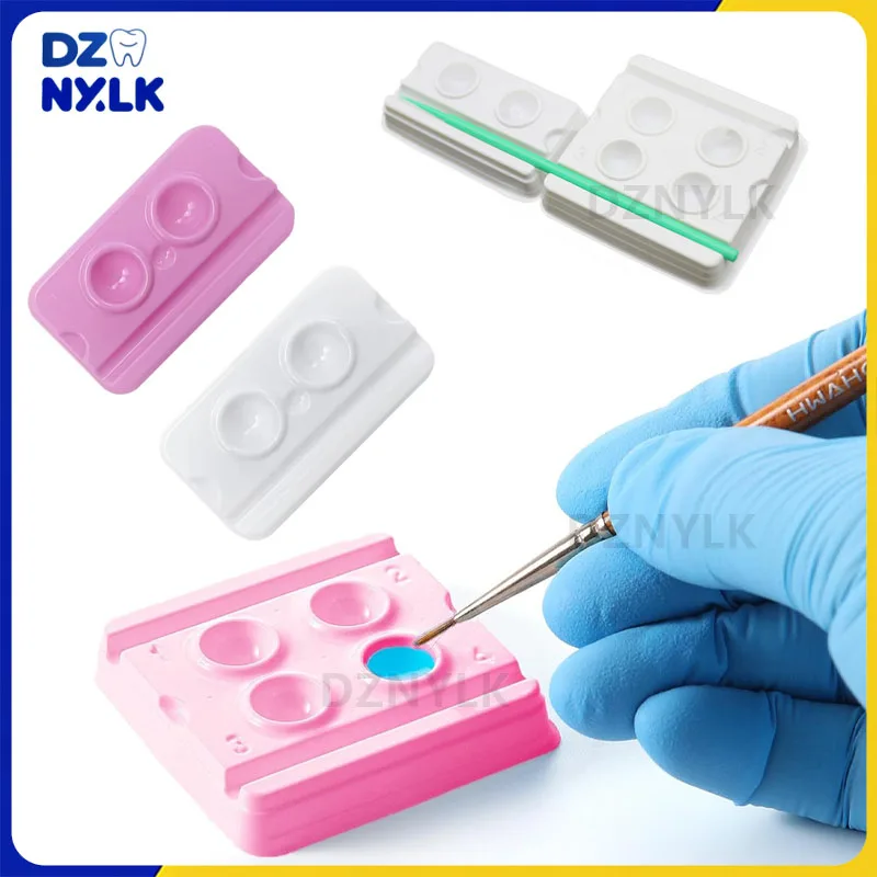 

250/200Pcs Dental Mixing Wells 2/4 Slots Disposable Denture Processing Mixing Trays Composite Material Plastic Palette Dentistry