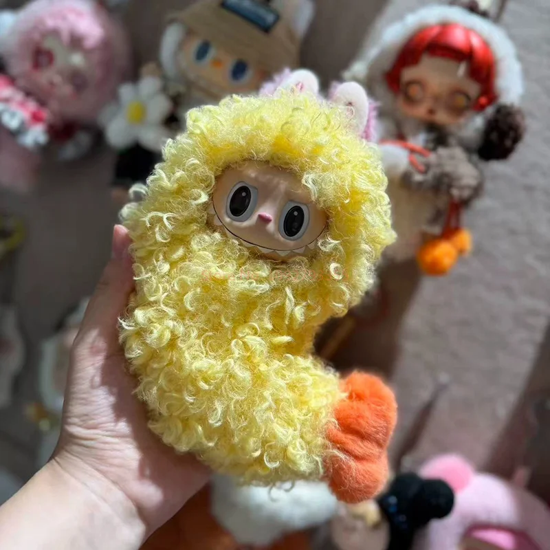 Alta qualidade labubu os monstros malucas mart cabide cartão mesmas roupas labubu camarão fritar roupas