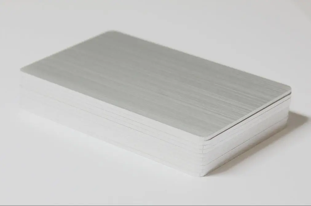 

Thickness 1.5mm Anodized Matte Finish Silver Aluminum Metal Business Cards For Laser Engraving